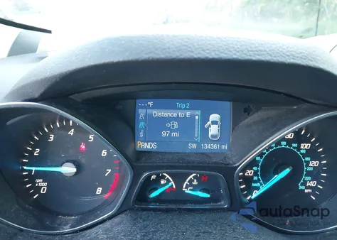 2014 Ford Escape Se z USA, uszkodzony, nr VIN 1FMCU9G99EUD55562